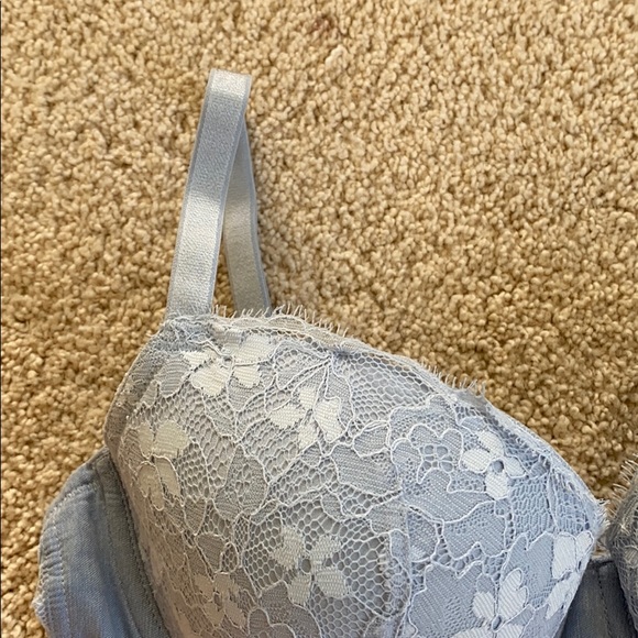 Bra - Picture 2 of 3